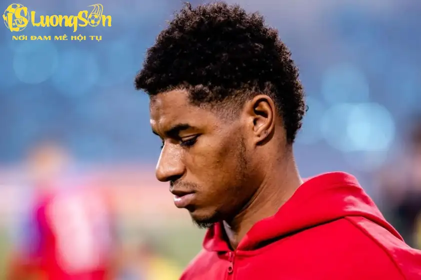 Marcus Rashford Trên Đường Tới 'Gã Khổng Lồ' Châu Âu Sau Khi Barcelona Bỏ Lỡ Cơ Hội 3 Tương lai của Marcus Rashford Rashford đang bất định (Ảnh: FBT).